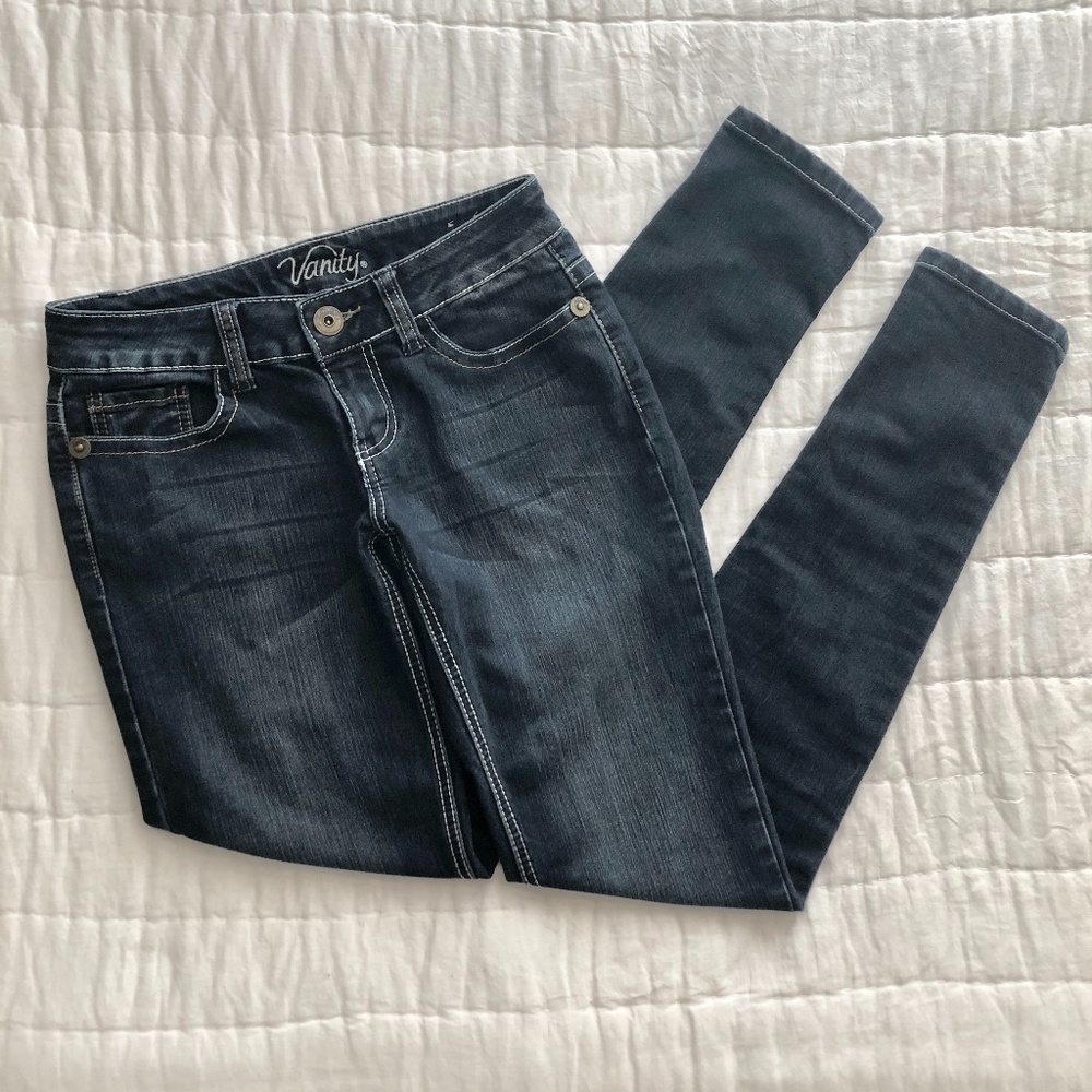 LIKE NEW Vanity Skinny Jeans